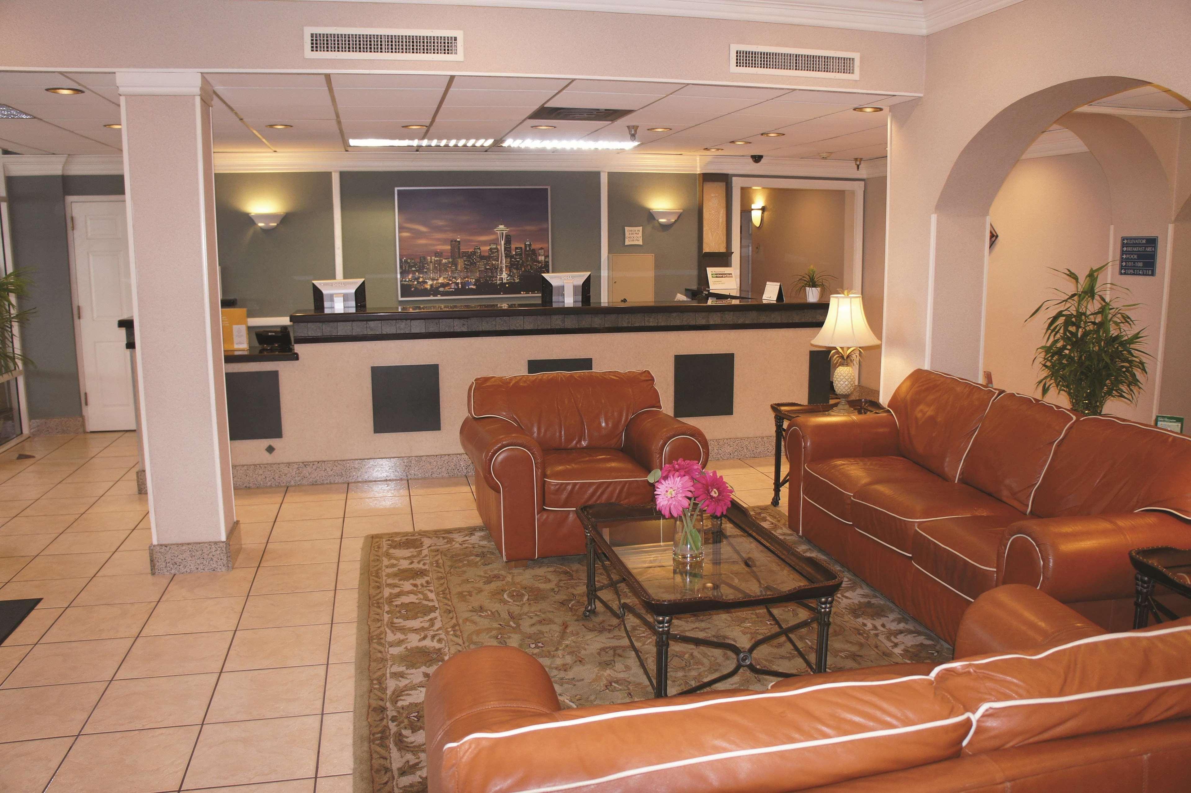 La Quinta Inn By Wyndham Lynnwood Exteriér fotografie