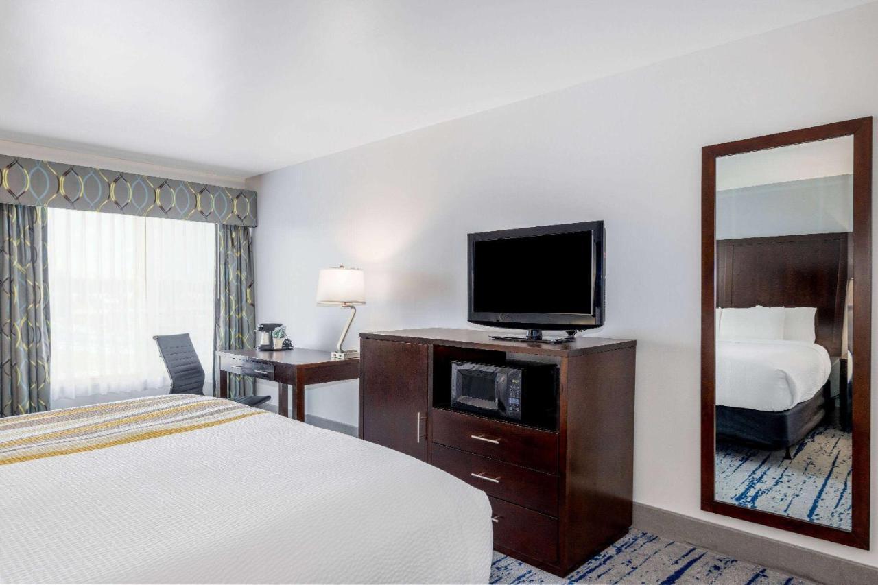 La Quinta Inn By Wyndham Lynnwood Exteriér fotografie